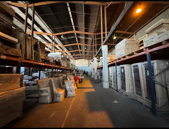 16,000M² WAREHOUSE FOR SALE IN INDUSTRIA WEST